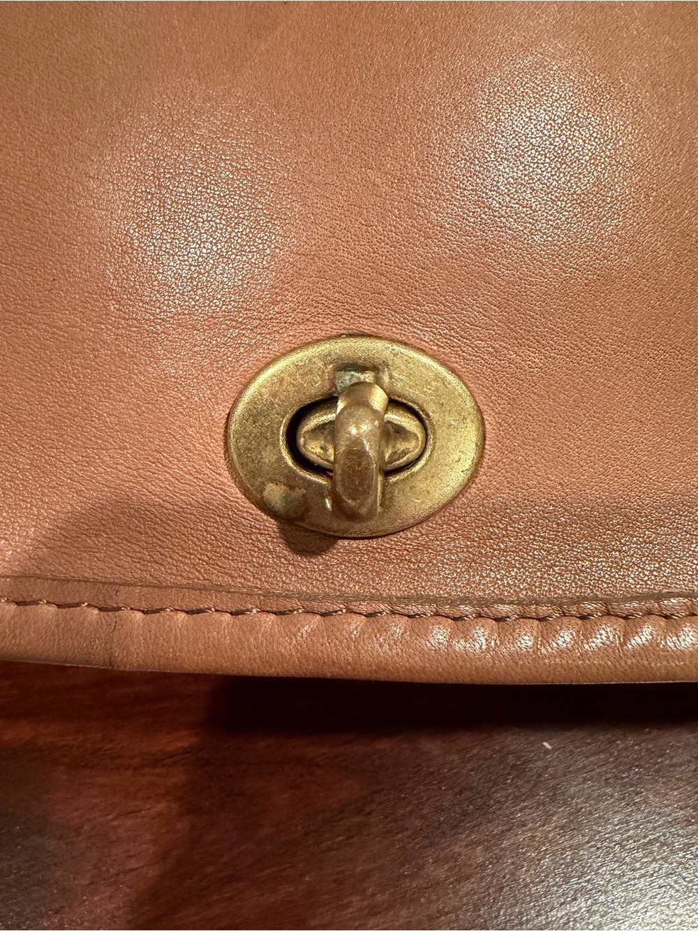 Coach Vintage Tan Leather Crossbody Bag - Picture 10 of 11